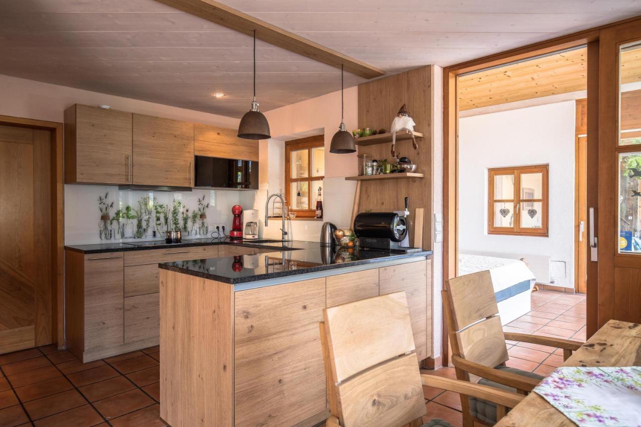Aparthaus Am Walde & Appartement Sonnenseite บาร์โธโลเมแบร์ก ภายนอก รูปภาพ