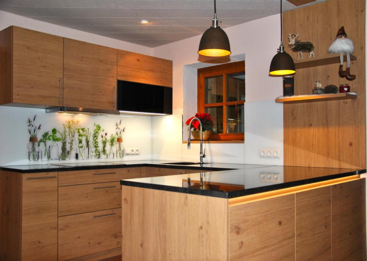 Aparthaus Am Walde & Appartement Sonnenseite บาร์โธโลเมแบร์ก ภายนอก รูปภาพ